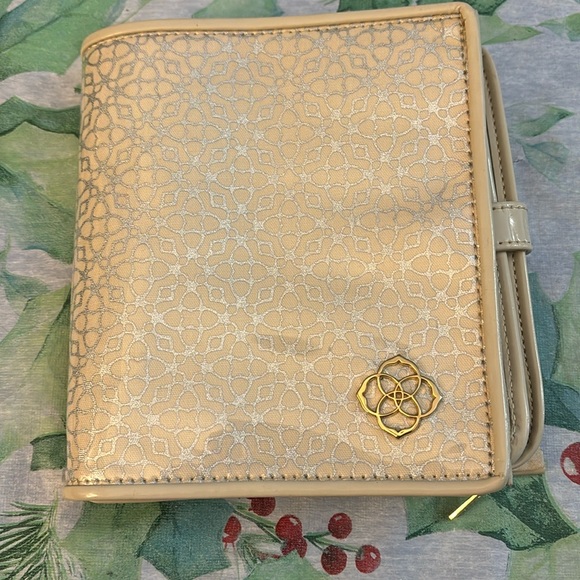 Kendra Scott Jewelry Kendra Scott The Zip Away Travel Jewelry Organizer Poshmark